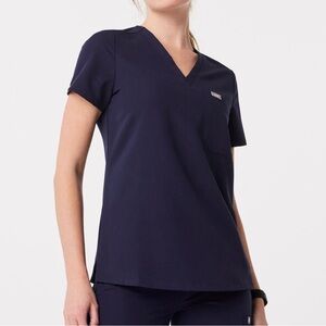 FIGS Catarina Women’s Scrub Top
